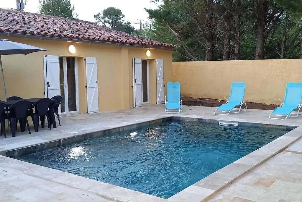 Merveilleuse Villa Avec Piscine Salernes 0*,